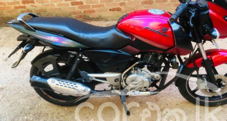 BAJAJ PULSAR 150 2011