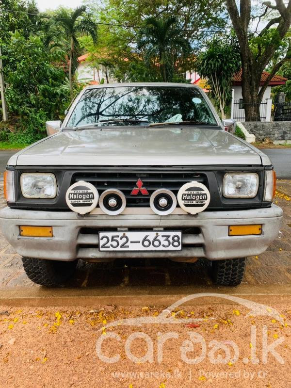 MITSUBISHI 4WD 1998