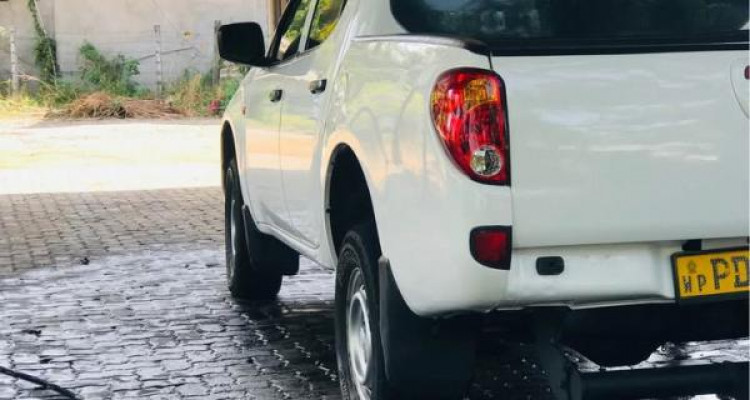 MITSUBISHI L200 2008