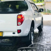 MITSUBISHI L200 2008