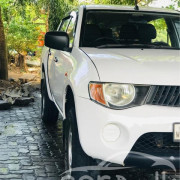 MITSUBISHI L200 2008