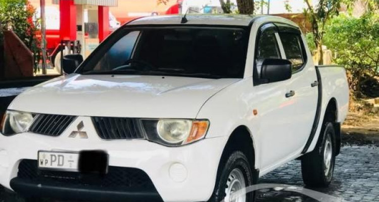 MITSUBISHI L200 2008