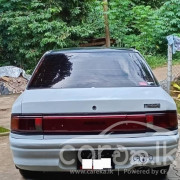 MAZDA FAMILIA 1990