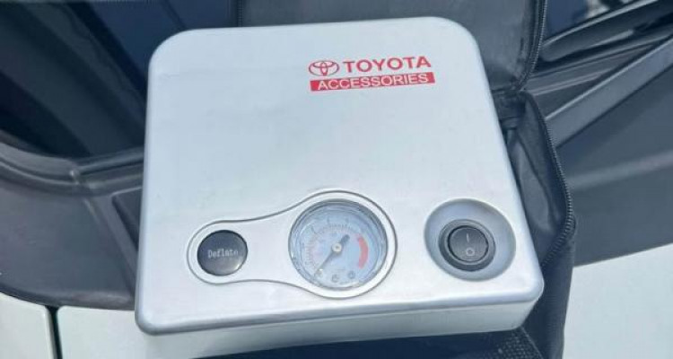 TOYOTA AXIO 2018