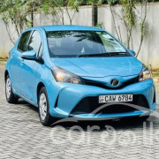 TOYOTA VITZ 2014