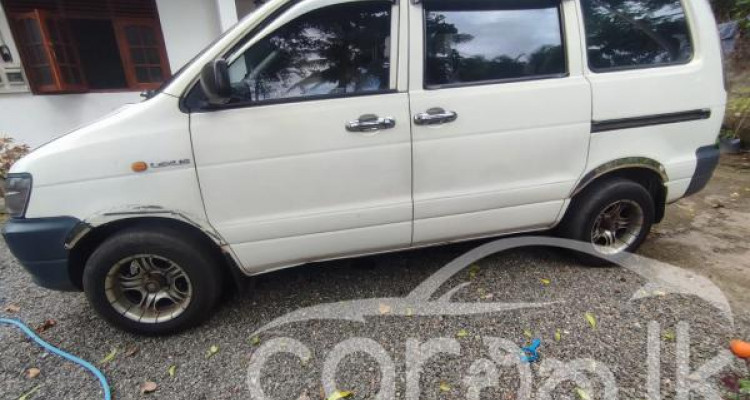 TOYOTA NOAH 1998