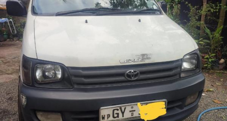 TOYOTA NOAH 1998