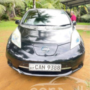 NISSAN LEAF 2014