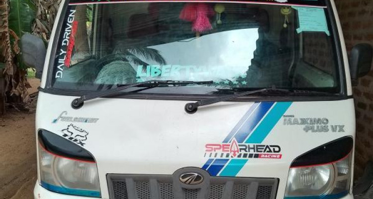 MAHINDRA MAXXIMO PLUS 2015