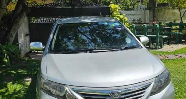 TOYOTA ALLION 260 2010