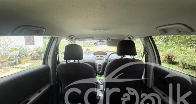 TOYOTA VITZ KSP90 2009