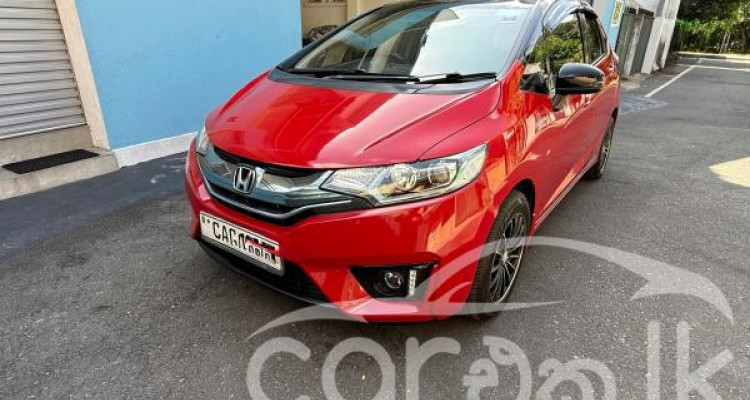 HONDA FIT GP5 2013