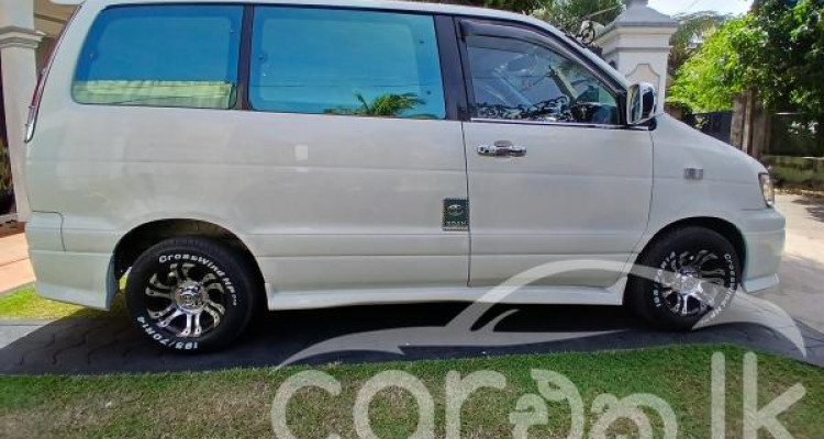 TOYOTA NOAH KR42 2003