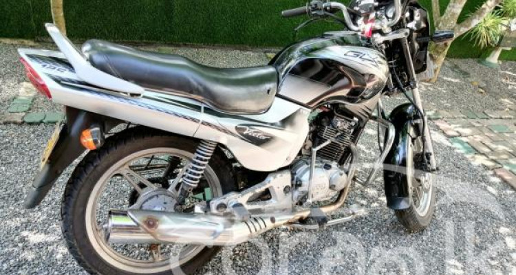 TVS VICTOR 2006
