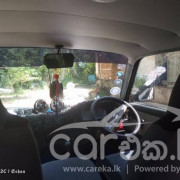 TOYOTA HIACE LH30 1981
