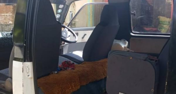 TOYOTA HIACE LH30 1981