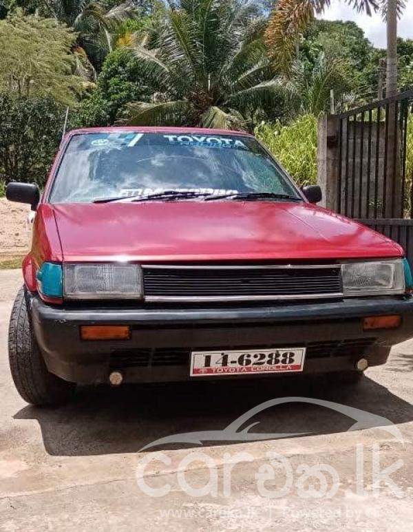 TOYOTA COROLLA AE80 1983