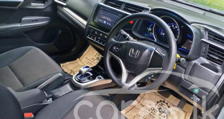 HONDA FIT GP5 2014