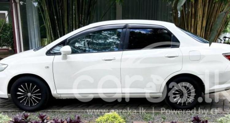 HONDA FIT ARIA 2008