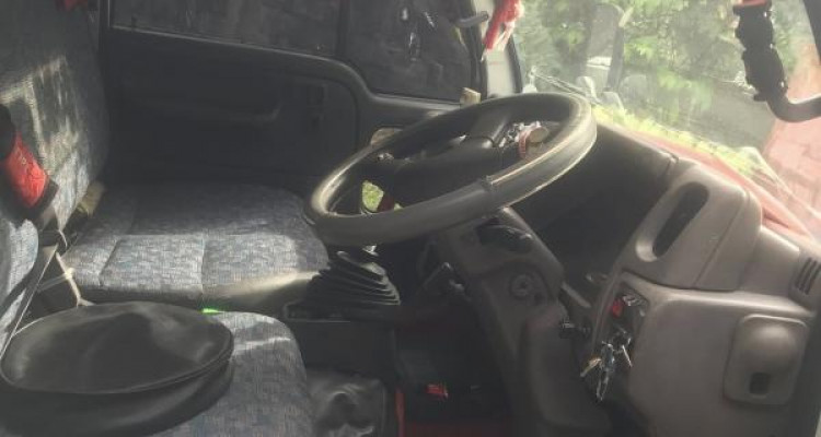 NISSAN ATLAS 1999