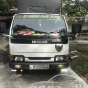 NISSAN ATLAS 1999