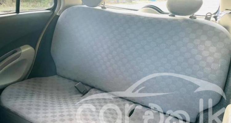 NISSAN MARCH K12 2003