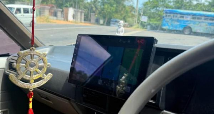 TOYOTA COROLLA DX WAGON KE72 1984