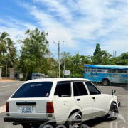 TOYOTA COROLLA DX WAGON KE72 1984