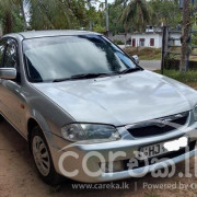 MAZDA FAMILIA 323 2000