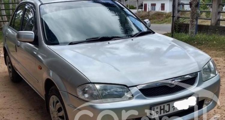 MAZDA FAMILIA 323 2000