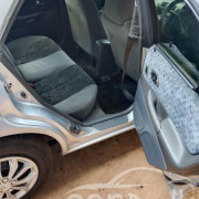 MAZDA FAMILIA 323 2000