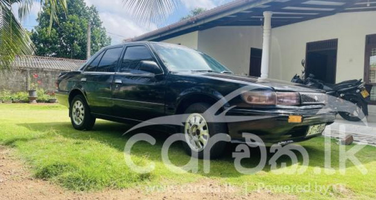 NISSAN BLUEBIRD 1989