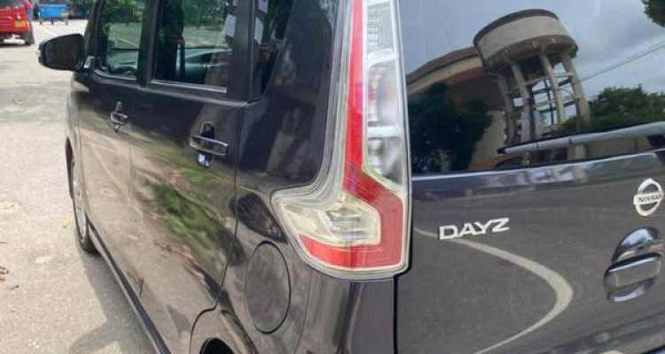 NISSAN DAYZ 2017