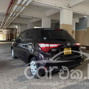 TOYOTA VITZ 2018