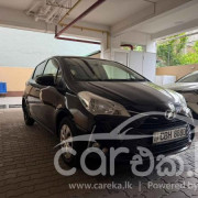 TOYOTA VITZ 2018