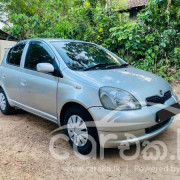 TOYOTA VITZ 2001