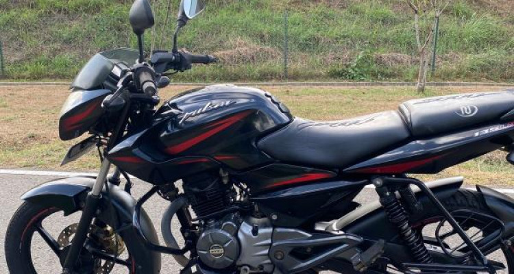 BAJAJ PULSAR 135 2018