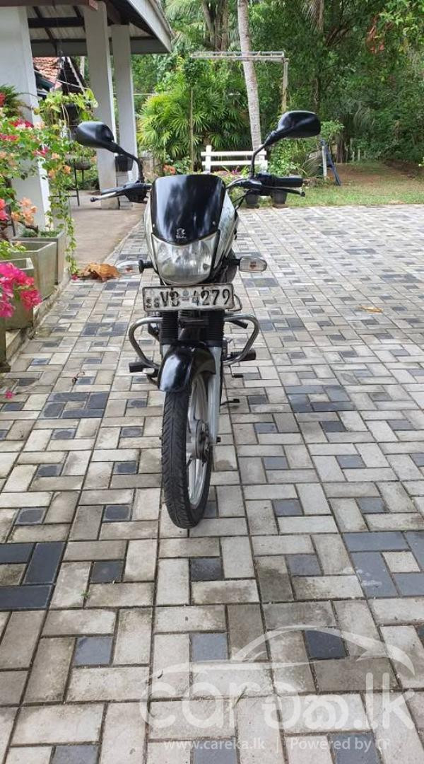 BAJAJ PLATINA 2009