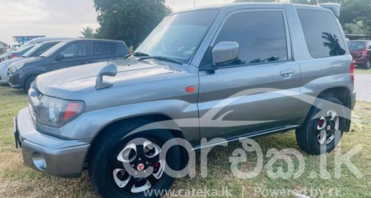 MITSUBISHI PAJERO 1999