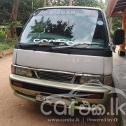 NISSAN CARAVAN 1995