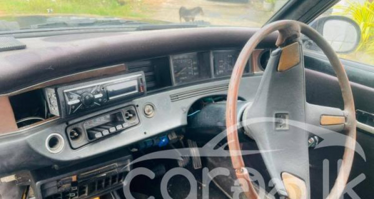 NISSAN SUNNY B211 1978