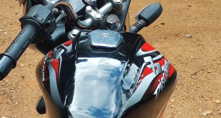 BAJAJ DISCOVER 100 2012