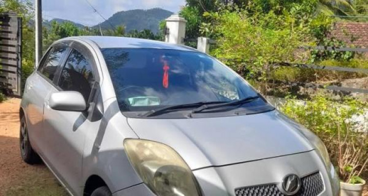 TOYOTA VITZ 2007