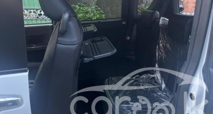 DAIHATSU TANTO 2023