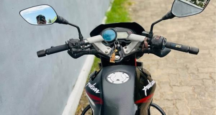 BAJAJ PULSAR 135 2010