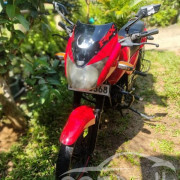 BAJAJ PULSAR 180 2005