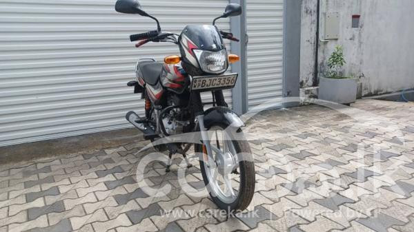 BAJAJ CT100 2022