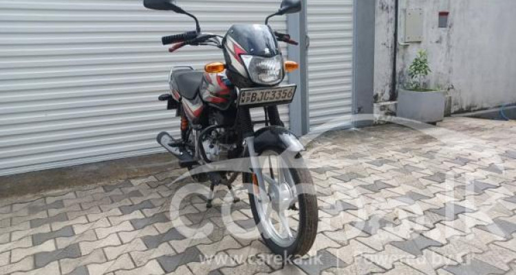 BAJAJ CT100 2022