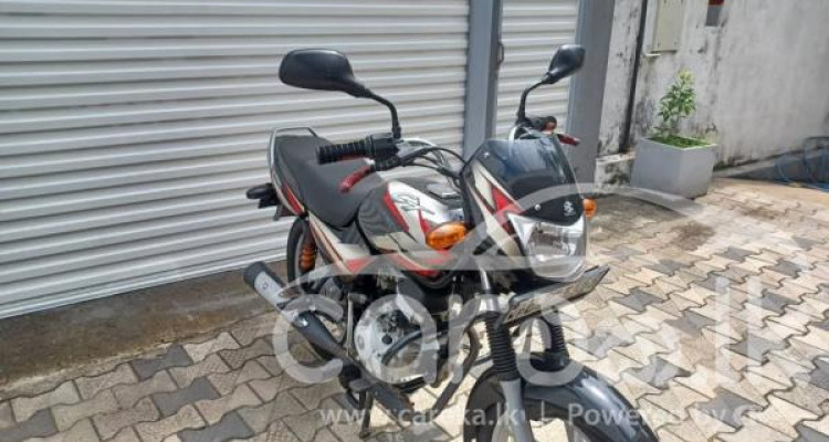 BAJAJ CT100 2022
