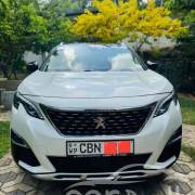 PEUGEOT 5008 2019